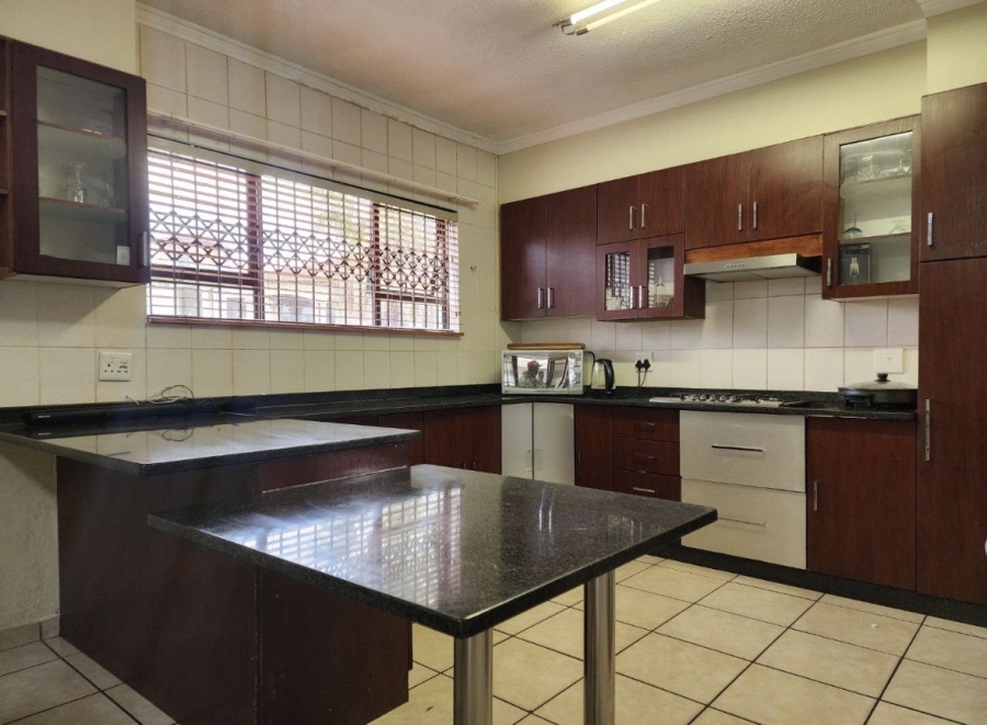 5 Bedroom Property for Sale in Doringkruin North West